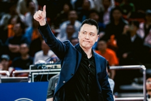 卢伟：我们的士气没受到影响 不会因为一场输球就垂头丧气