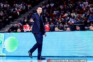 记者：上海在G2被北京牵着鼻子走 导致部分球员的时间被切得很碎